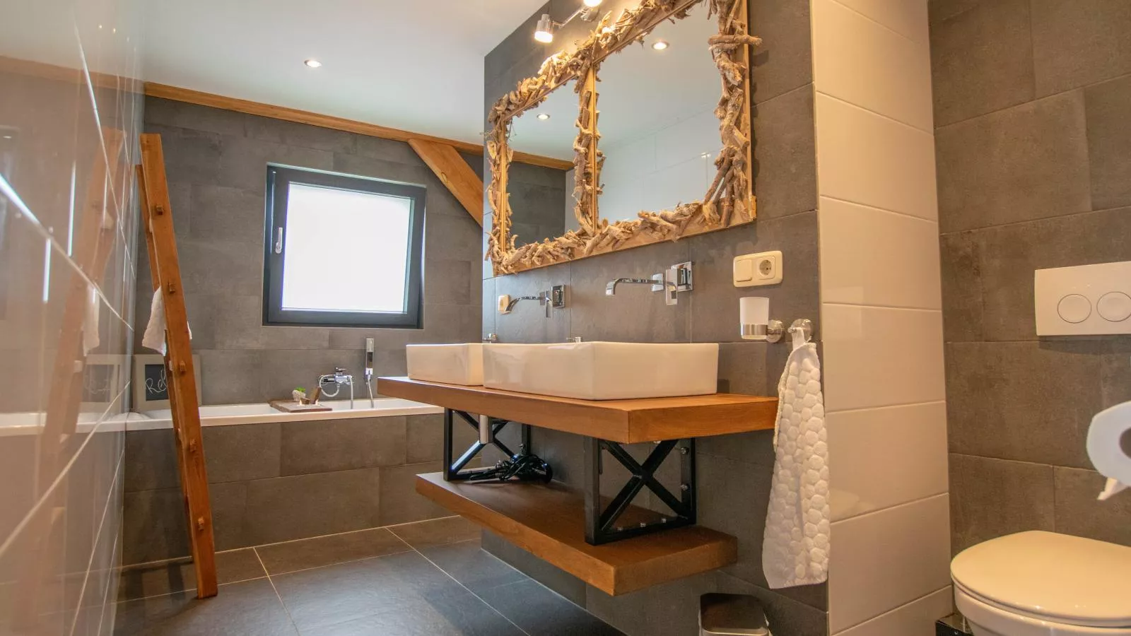 Villa Bianco-Bathroom