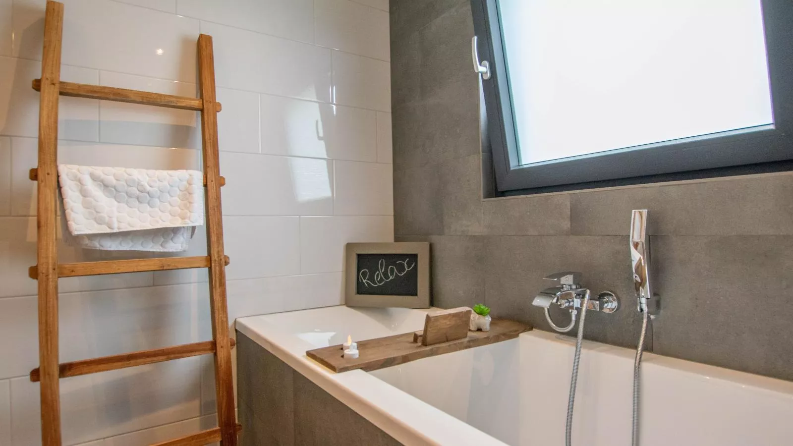 Villa Bianco-Bathroom