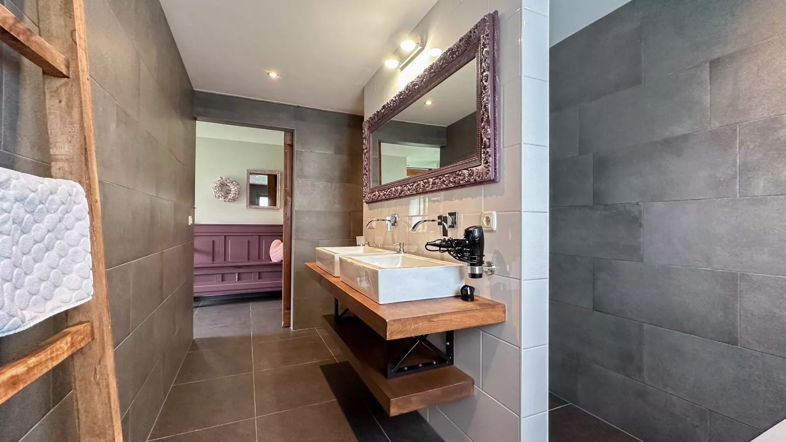 Villa Amore-Bathroom