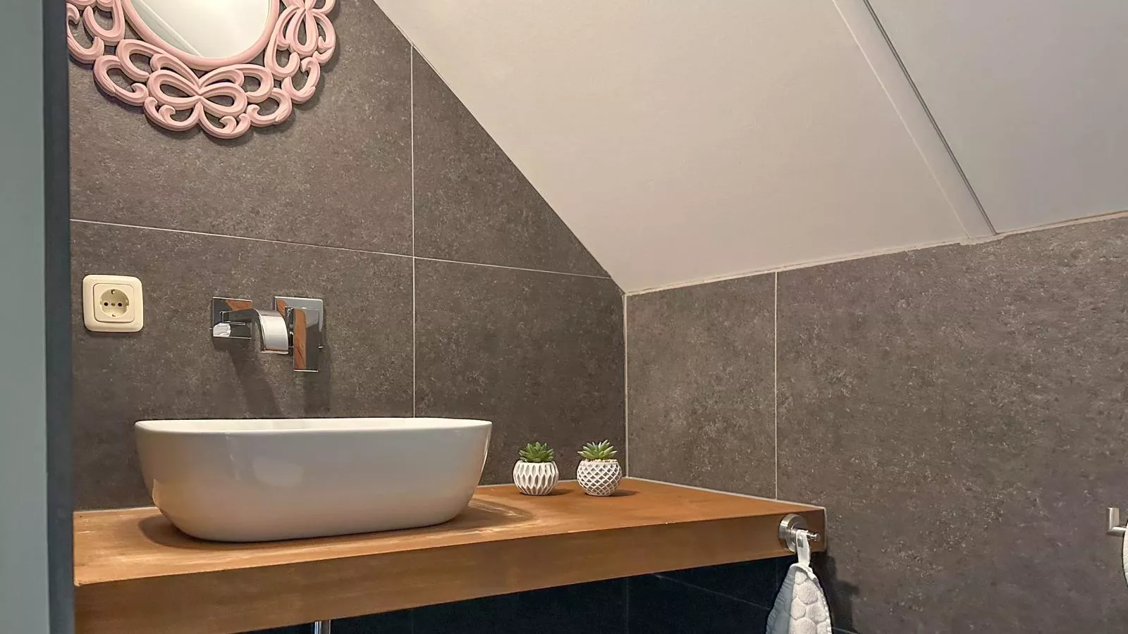 Villa Amore-Bathroom