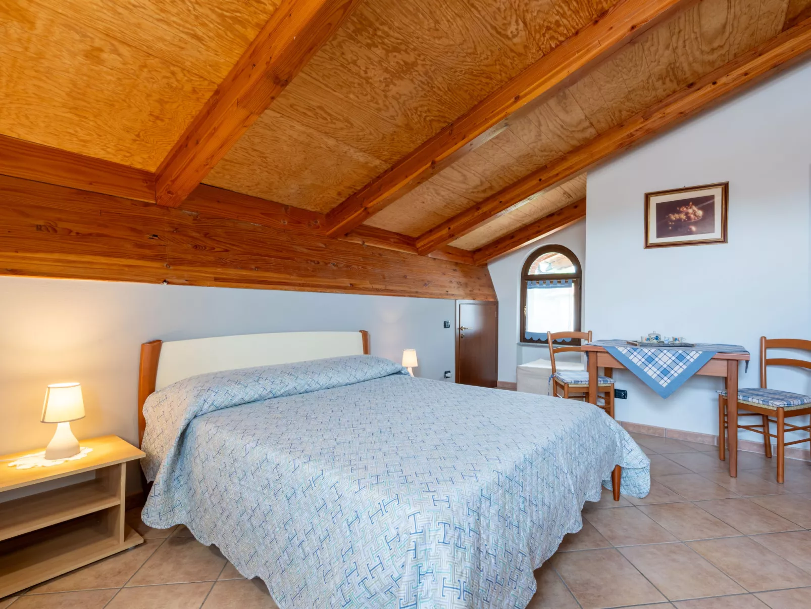 Collina San Ponzio-Inside