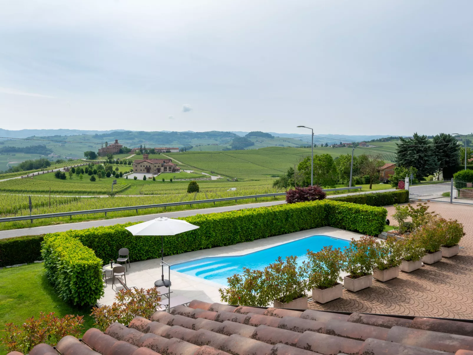 Collina San Ponzio-Outside