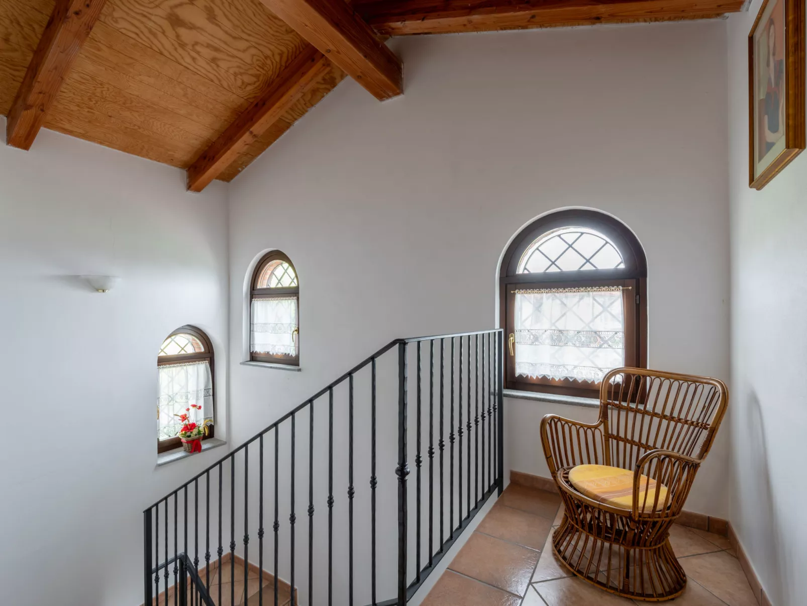 Collina San Ponzio-Inside