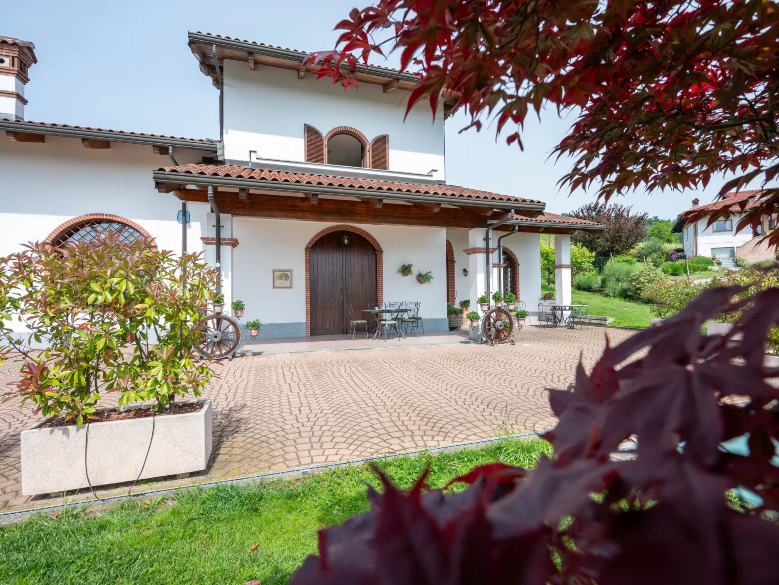 Collina San Ponzio-Outside