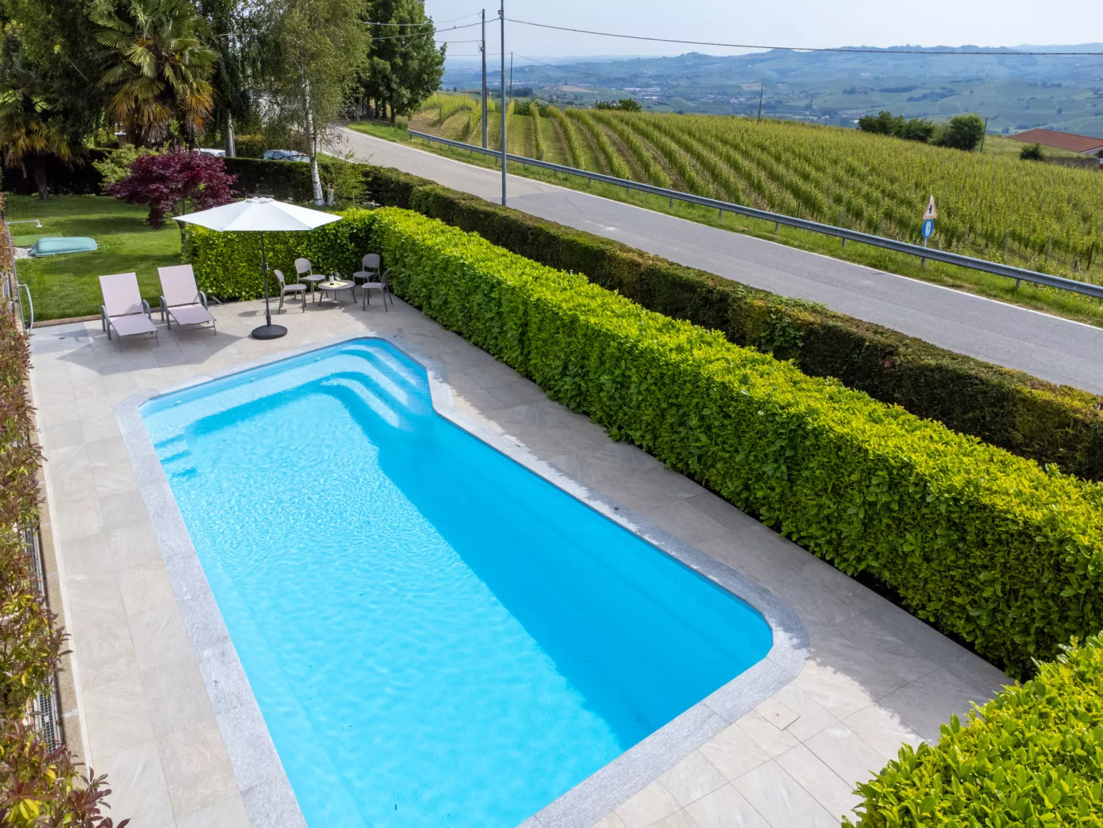 Collina San Ponzio-Outside