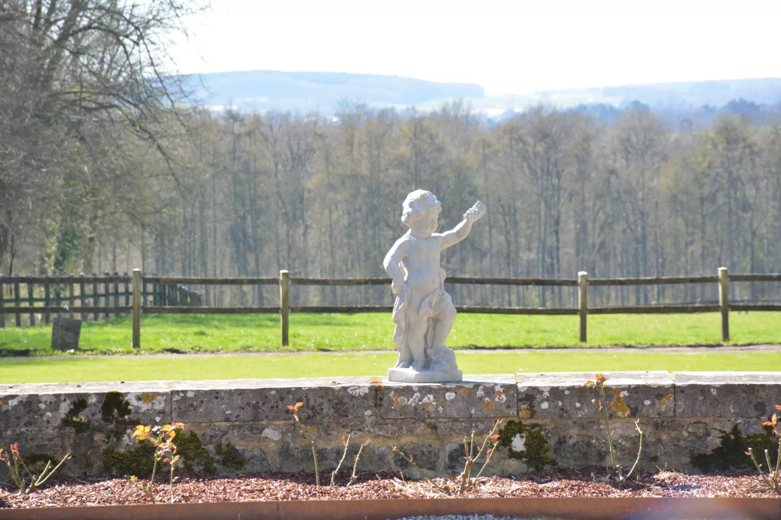 La Cour de Himbe-Atmosphere