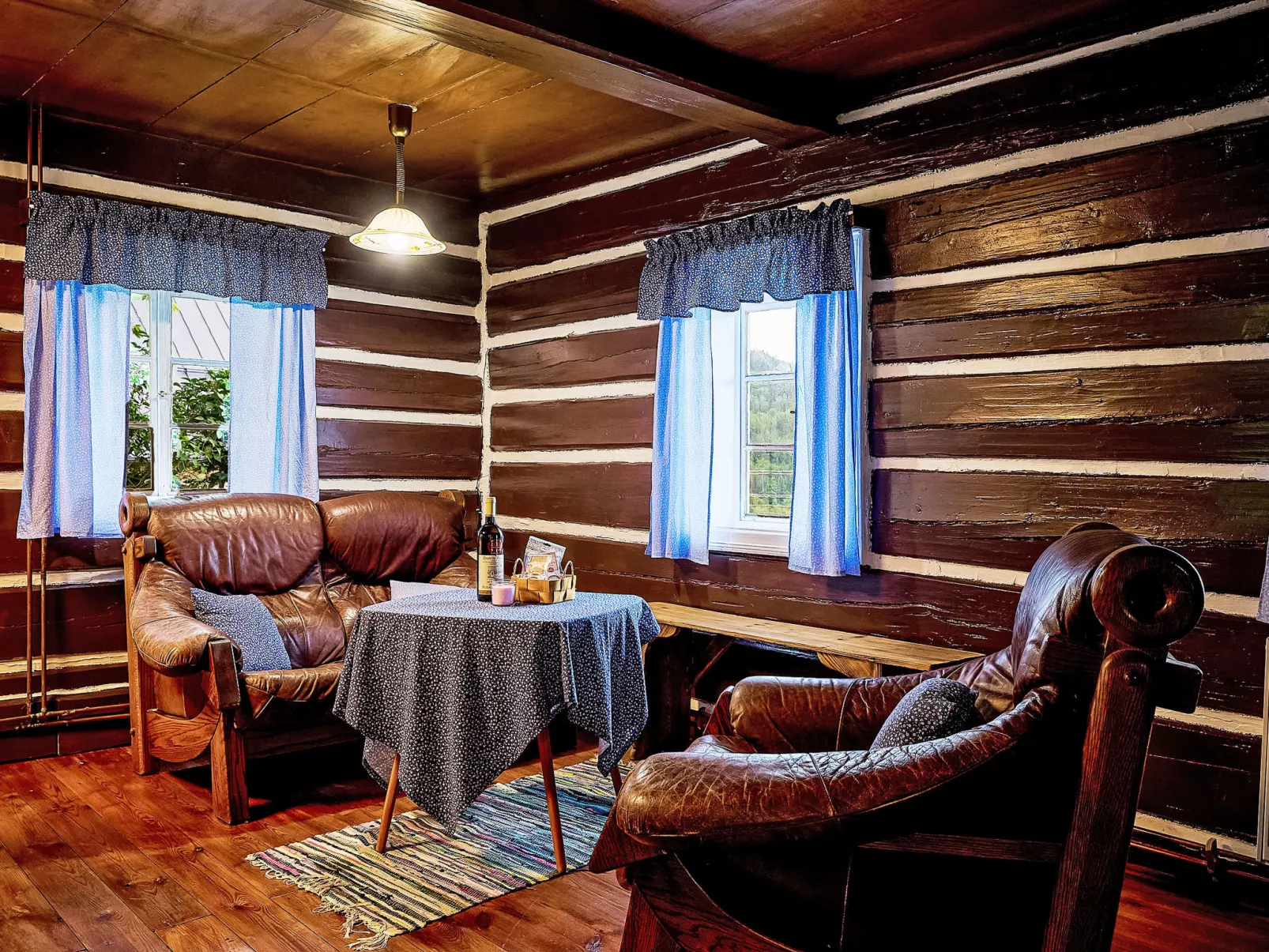 Na kopečku-Inside
