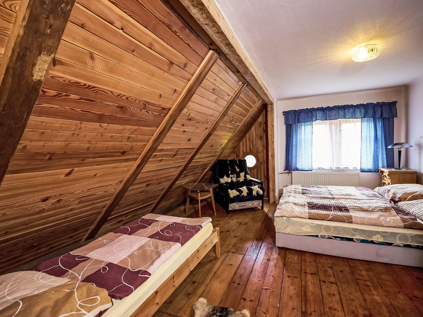Na kopečku-Inside