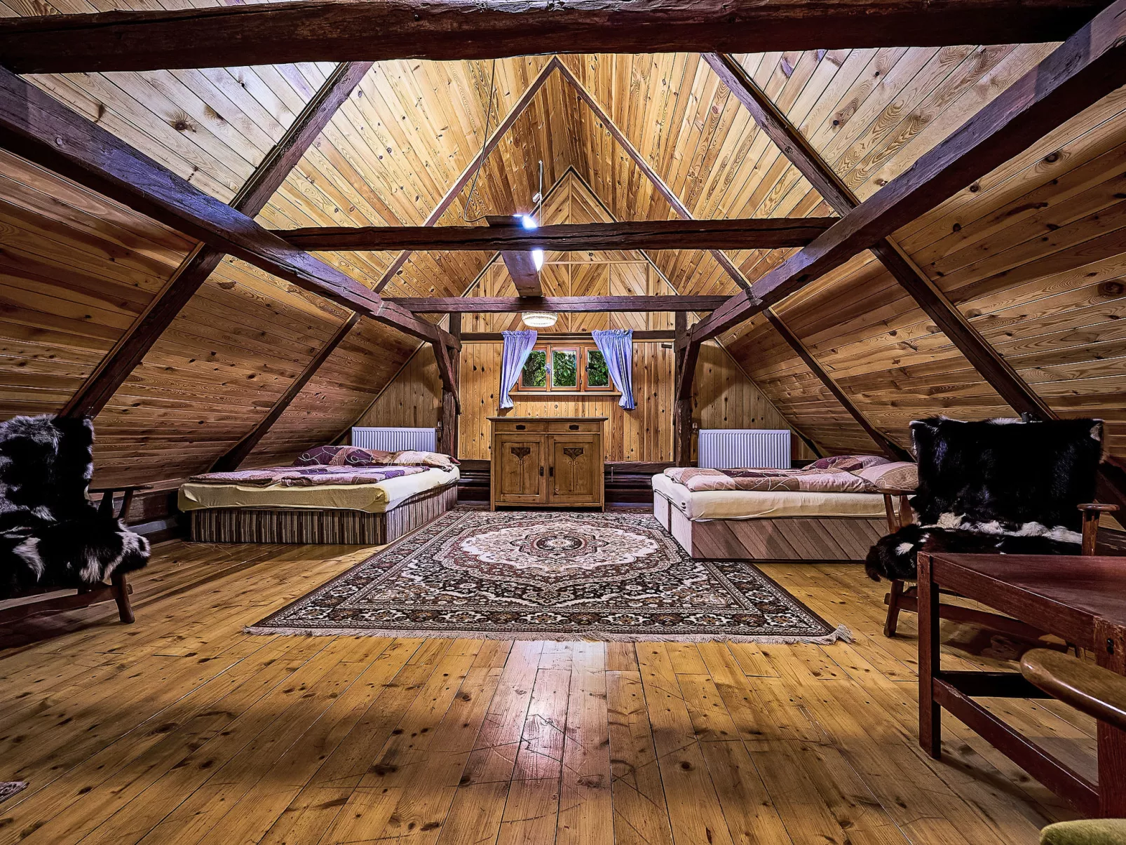 Na kopečku-Inside