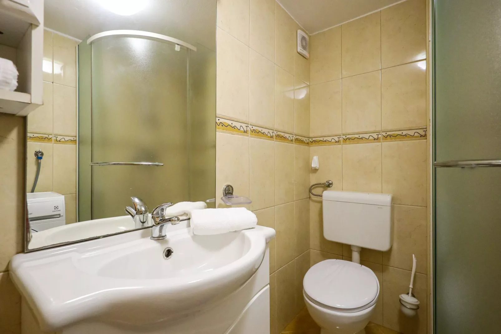 SANTA MIHOVIL-Bathroom
