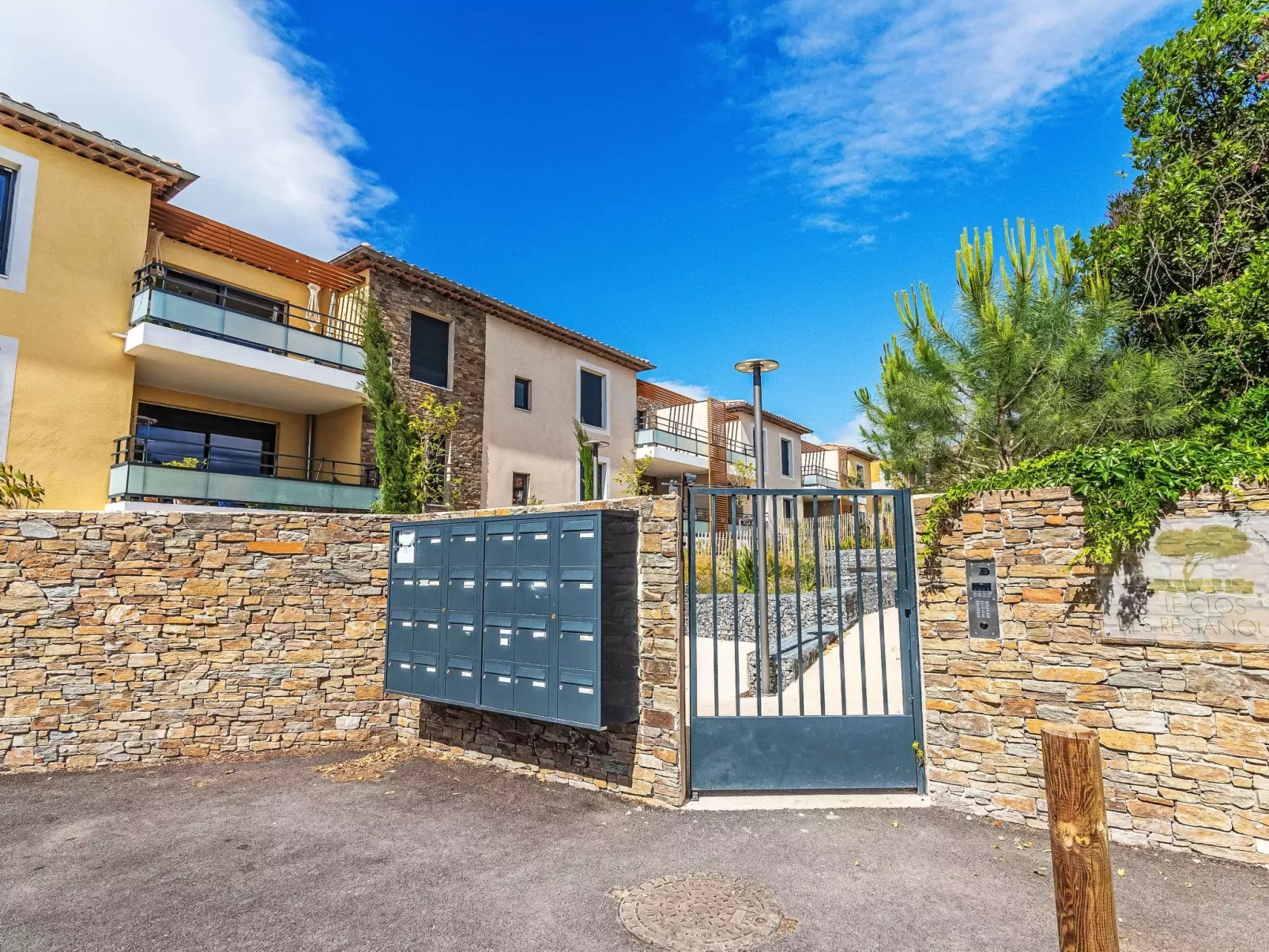 Le Clos des Restanques-Outside