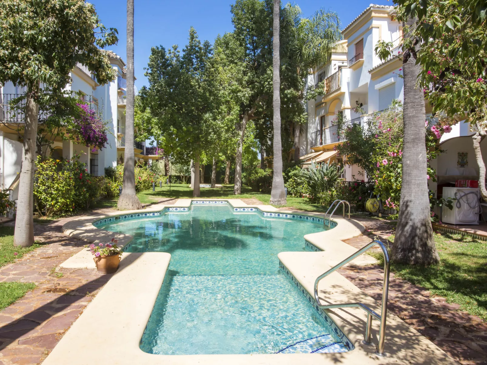 El Patio-Dehors