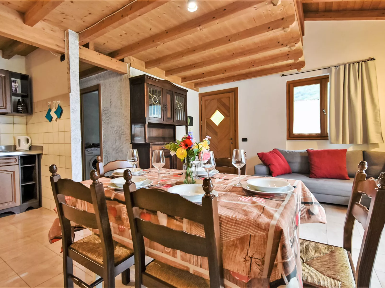 Casa Elisa-Inside