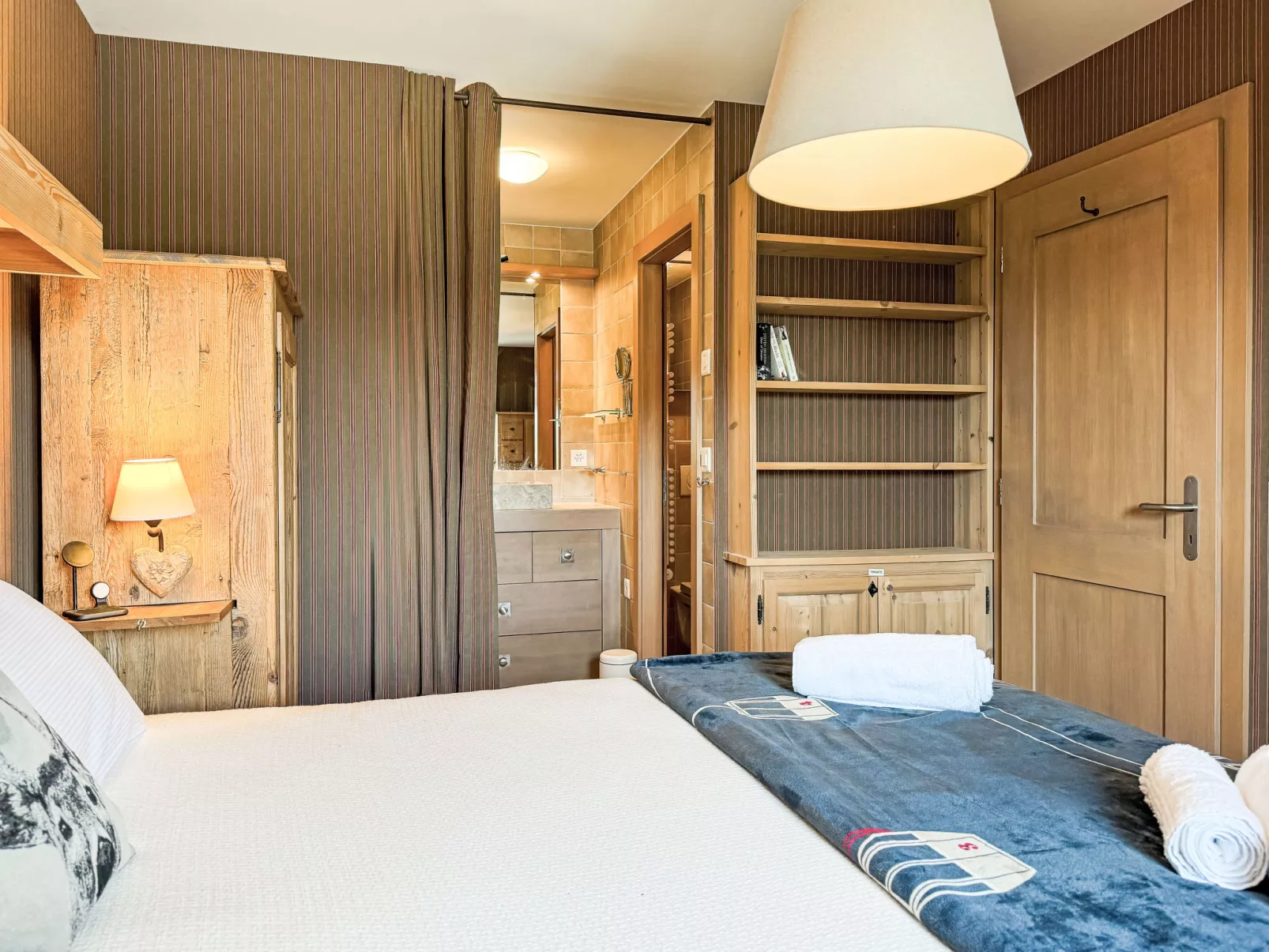 Cor des Alpes 2-Inside