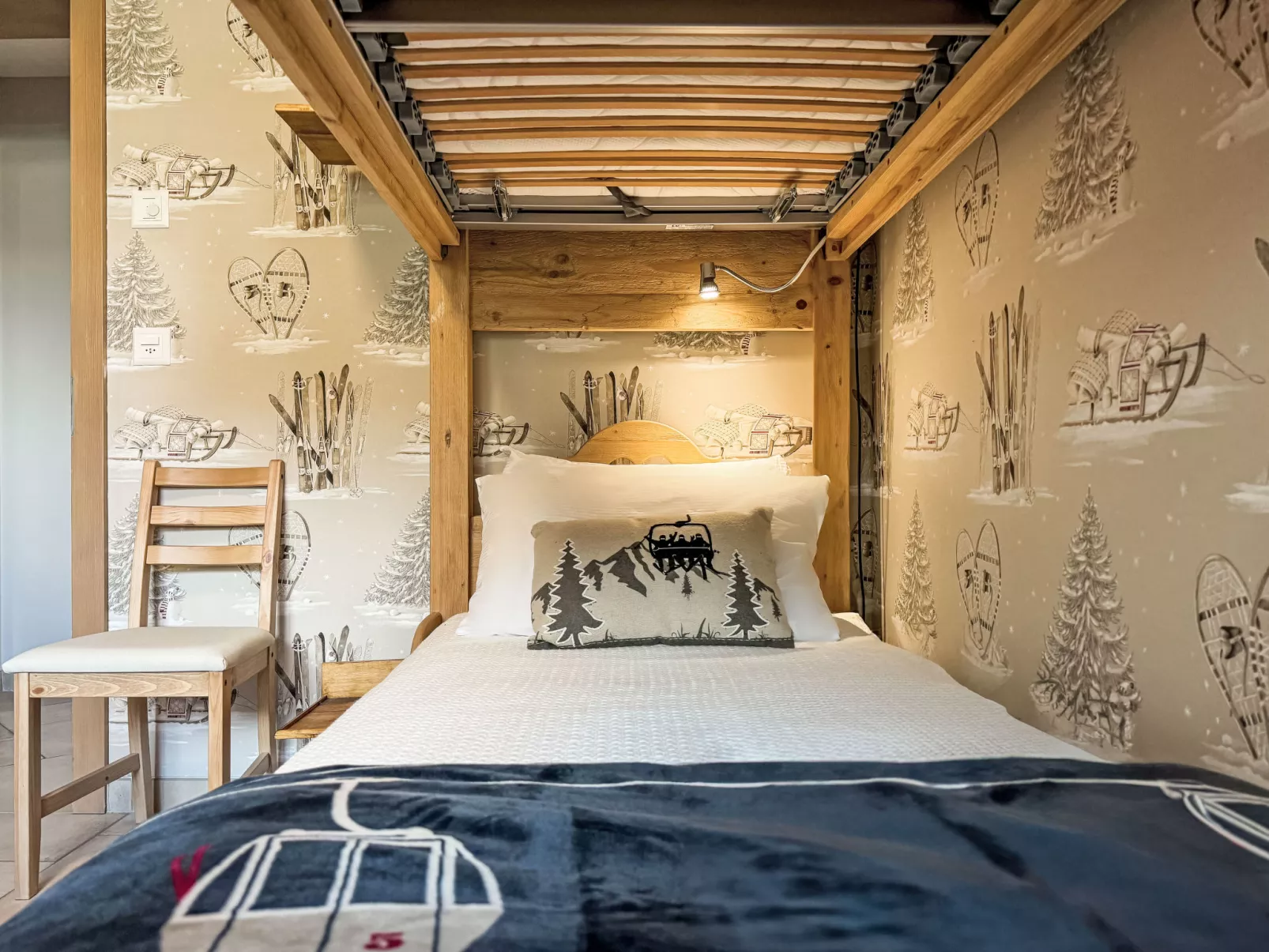 Cor des Alpes 2-Inside