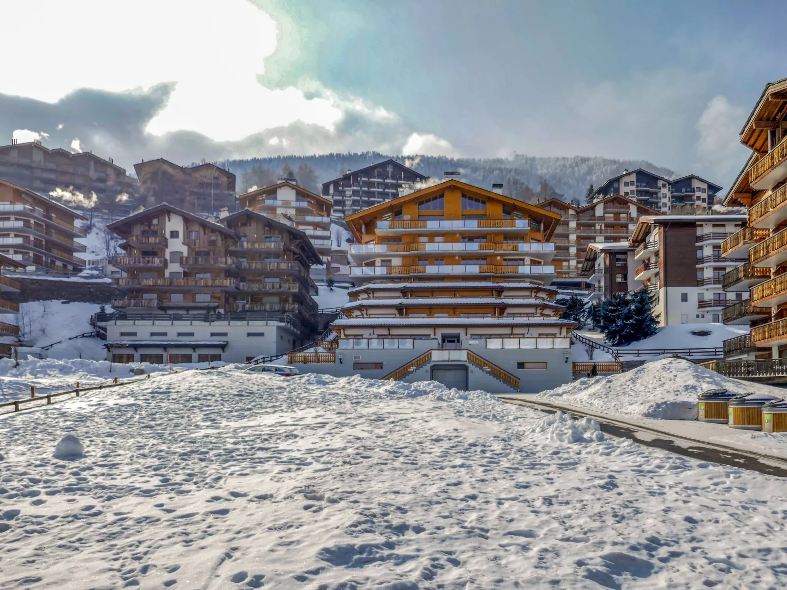 Cor des Alpes 2-Outside