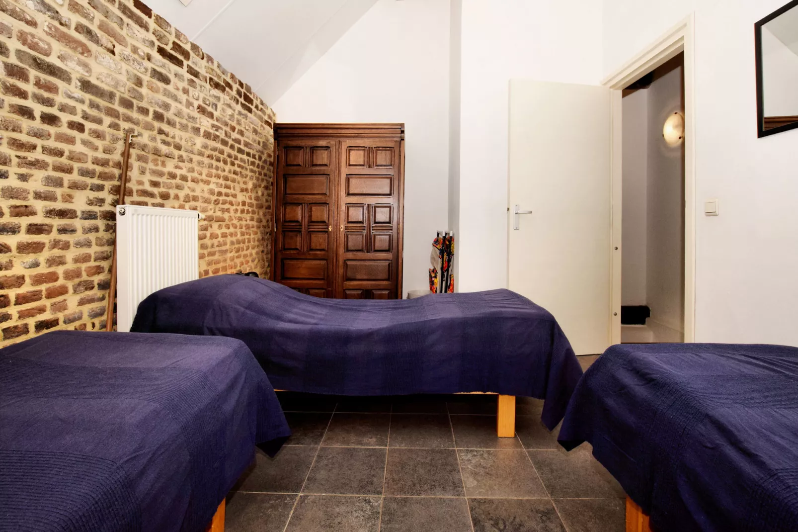 Hof van Aken-Chambre
