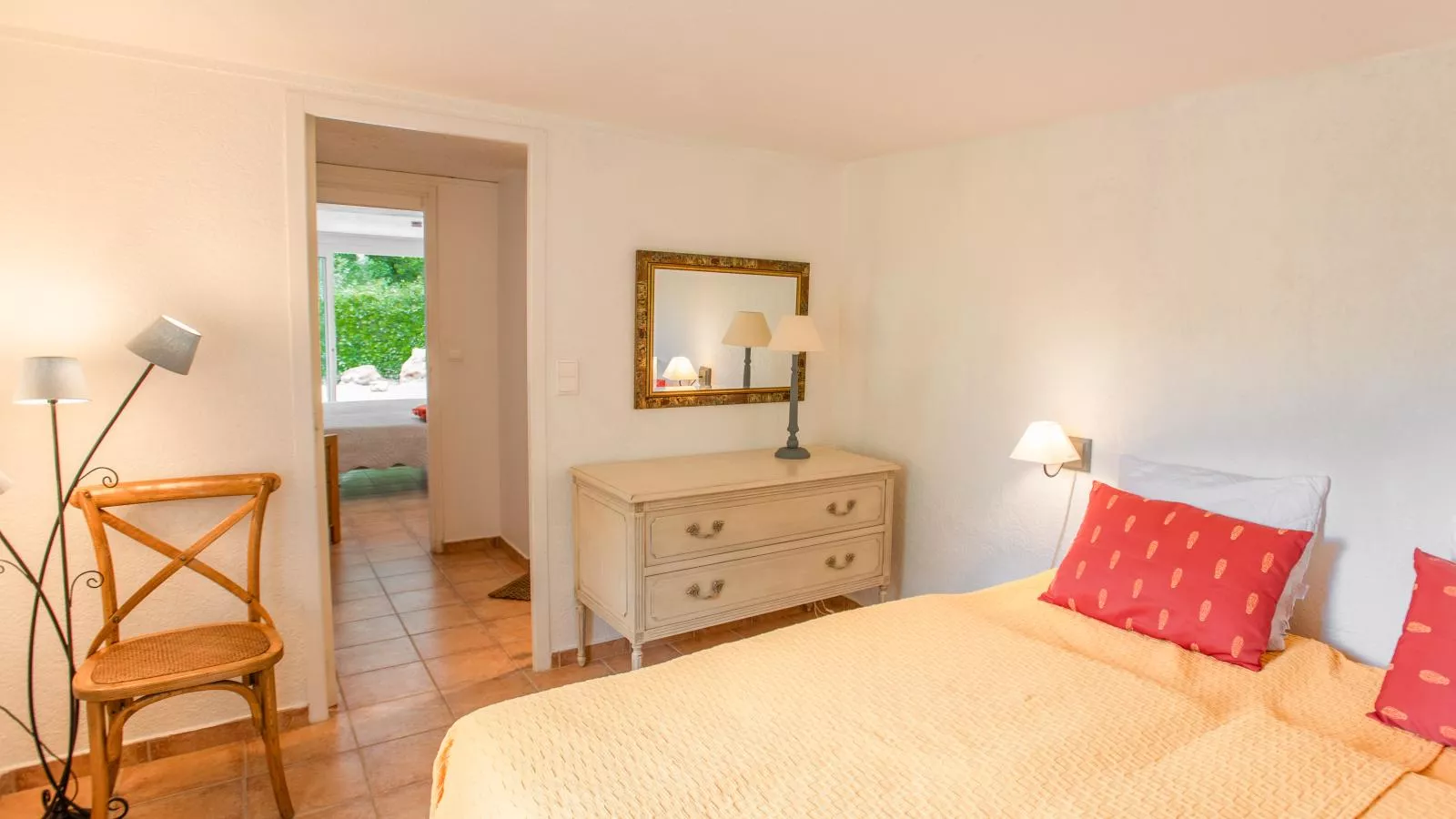 Lou Romarin-Bedroom
