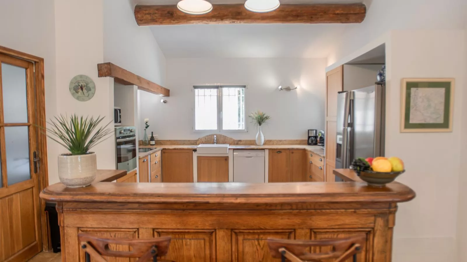La Cadeline-Kitchen
