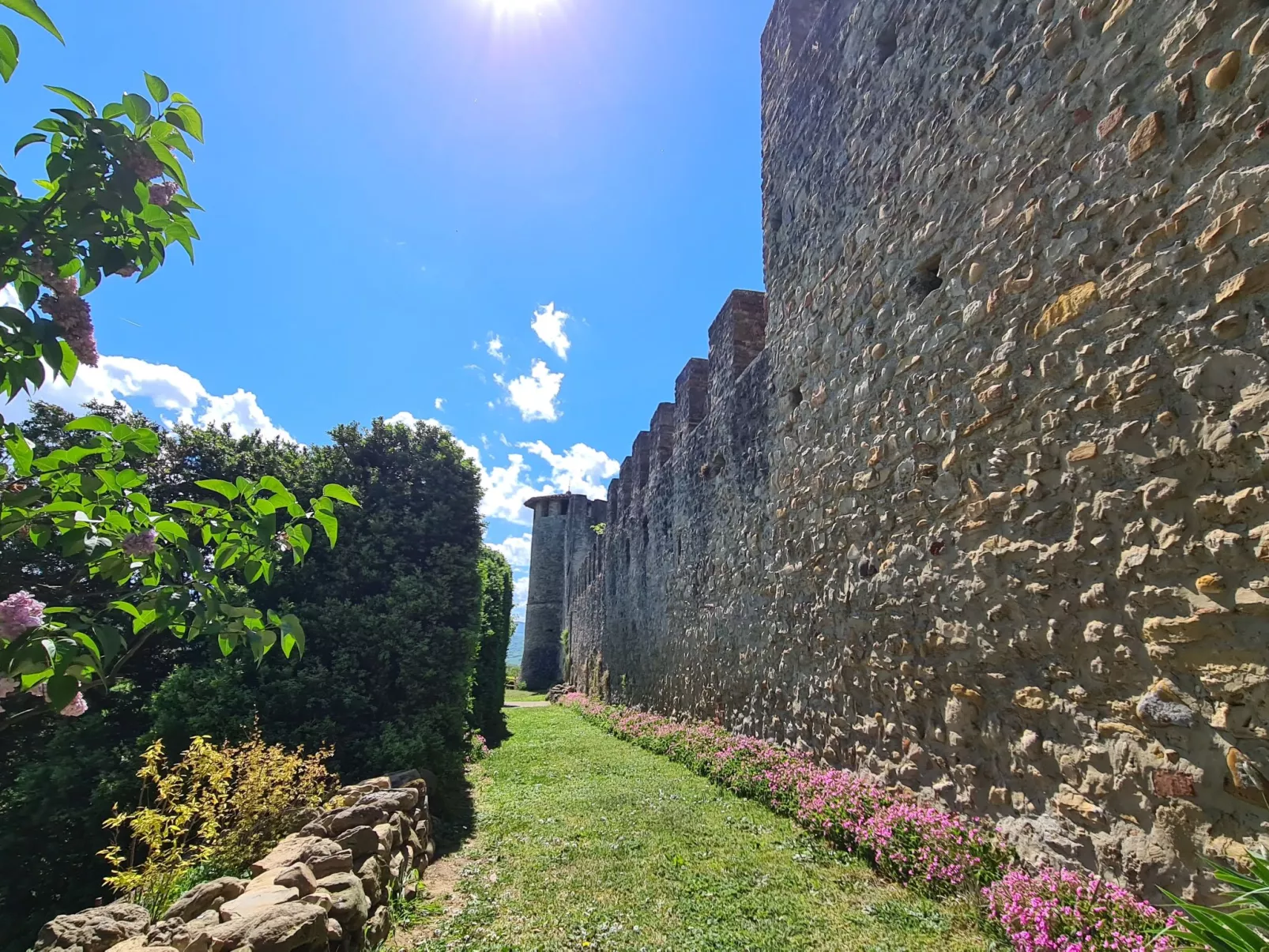 Di Magnano-Outside