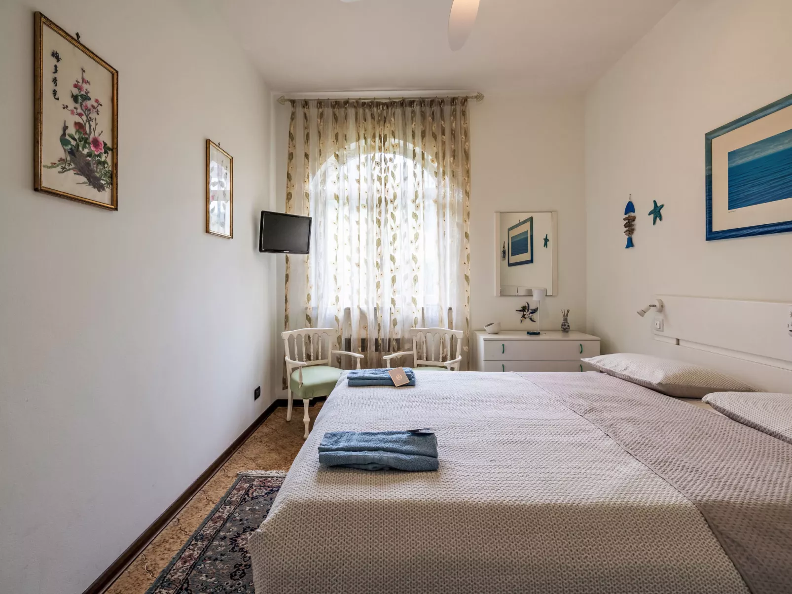 Paradiso tra gli Ulivi-Inside