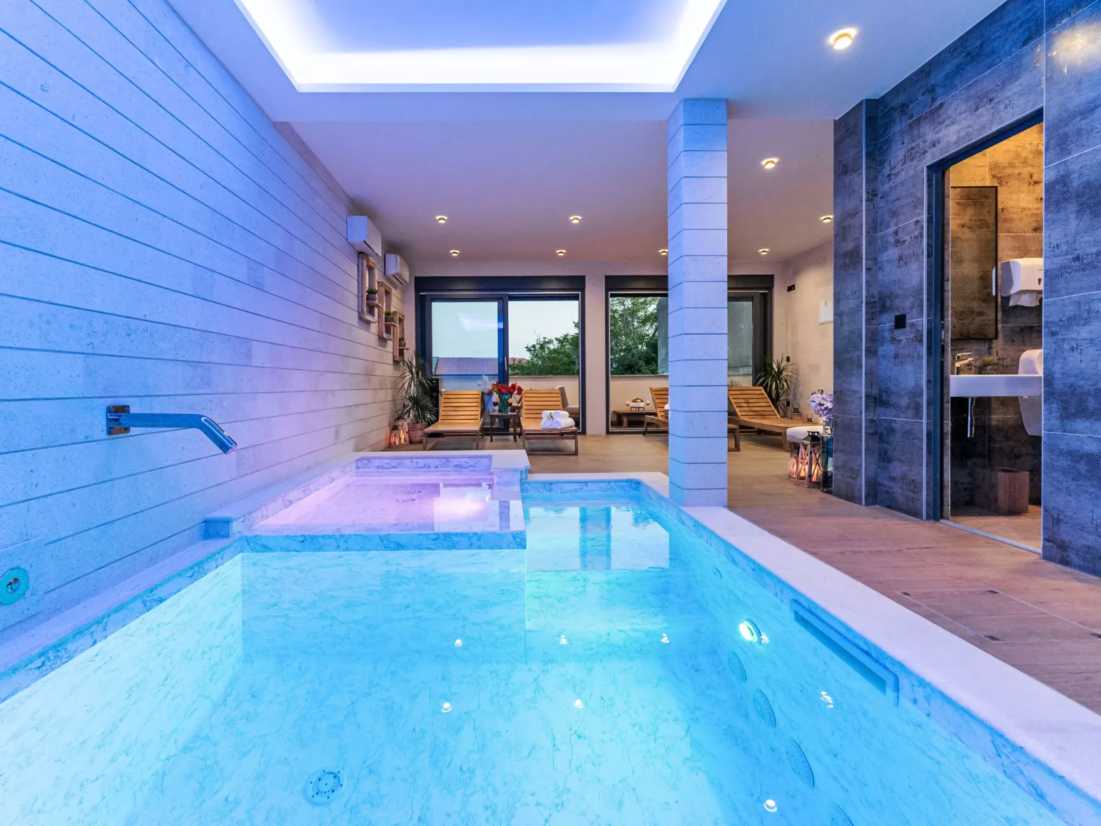 Luxury Villa Terra Maiorum-Inside
