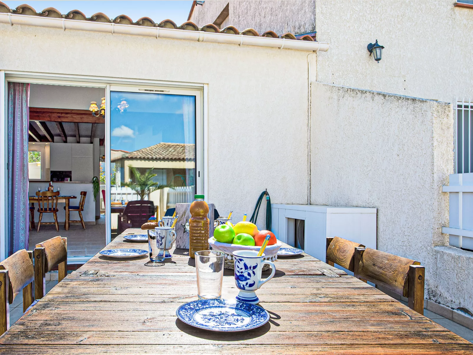 Villa 12 Cassin-Outside