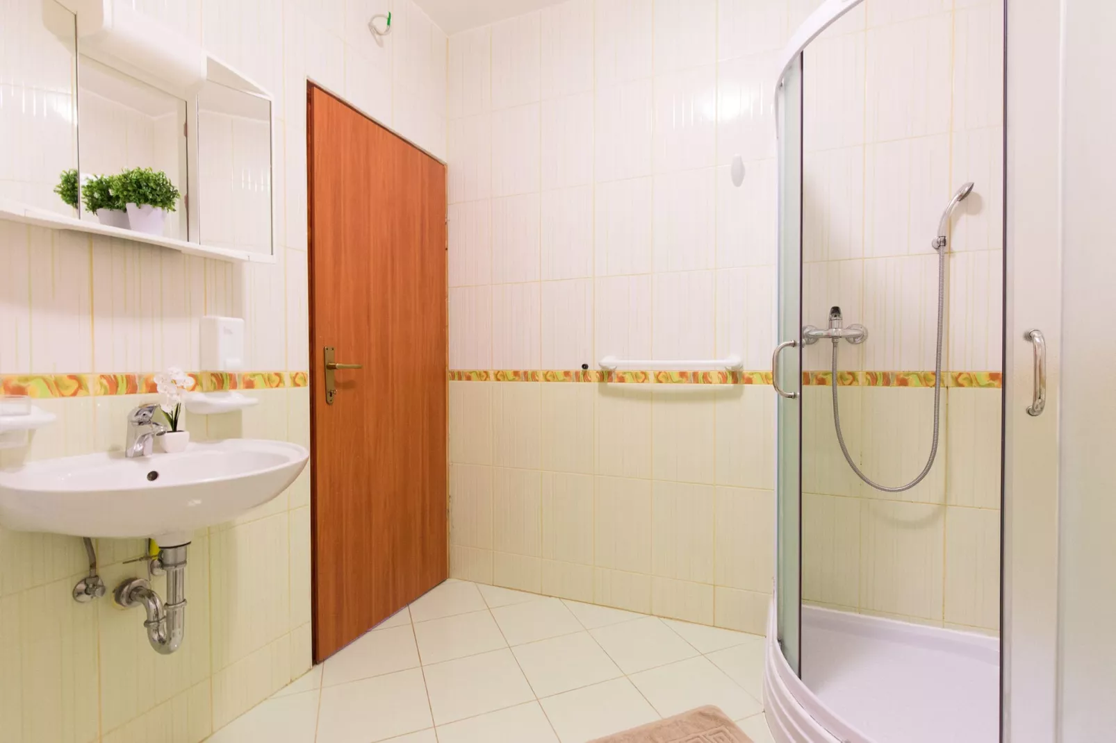 Larma-Bathroom