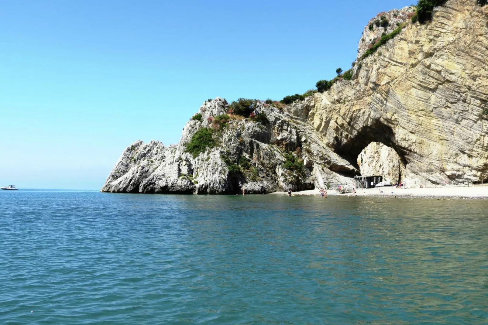 Casa Gialla-Areas summer 5km