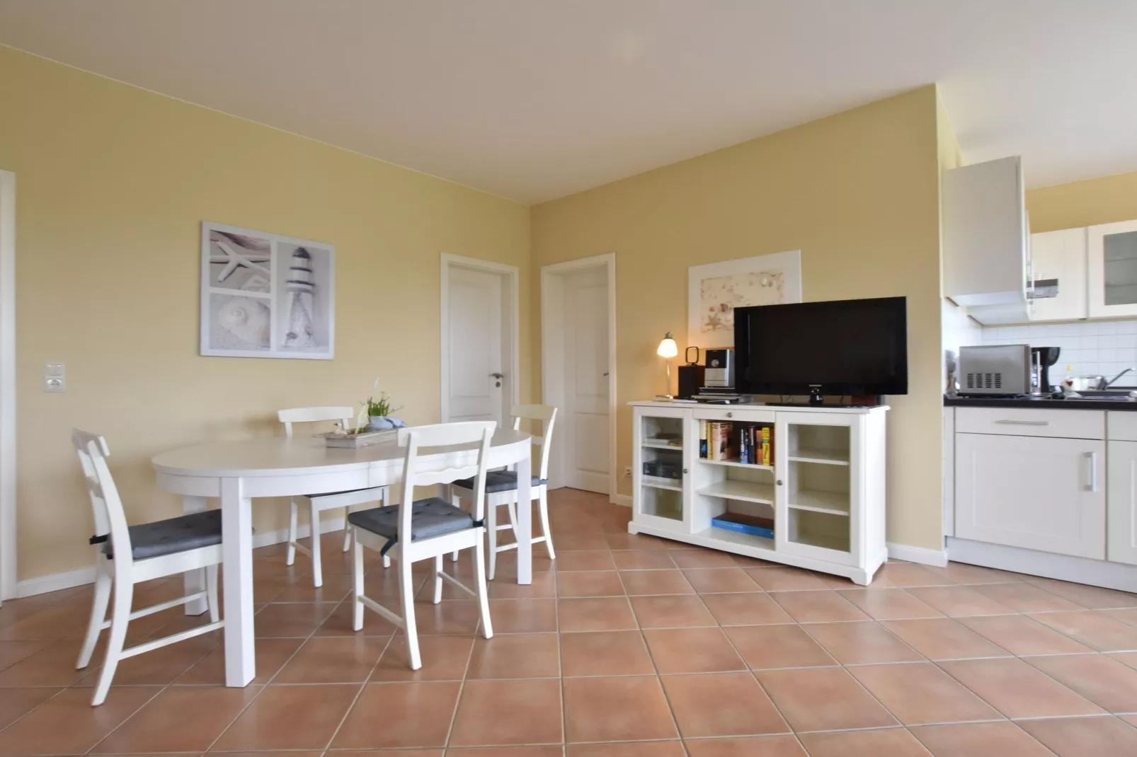 Minihus - Erdgeschoss mit Terrasse-Dining room