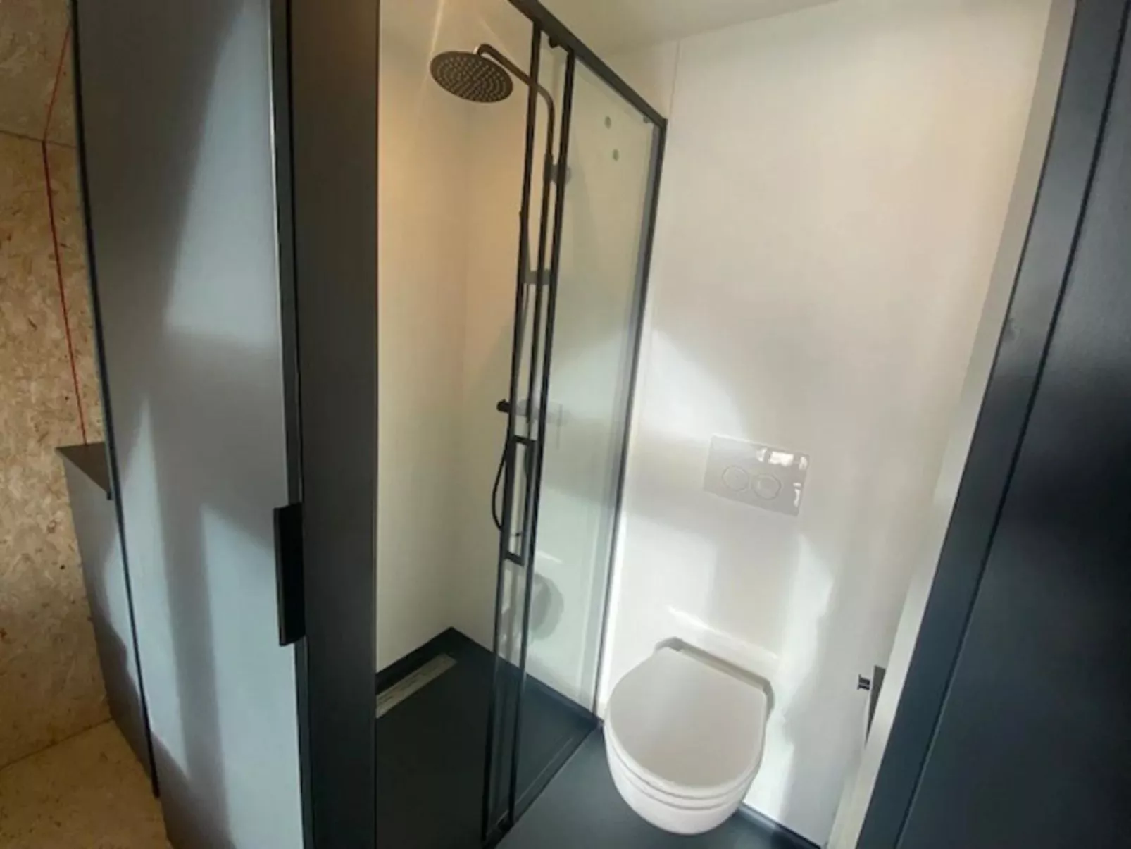Tiny House Solo Retreat 2-Inside