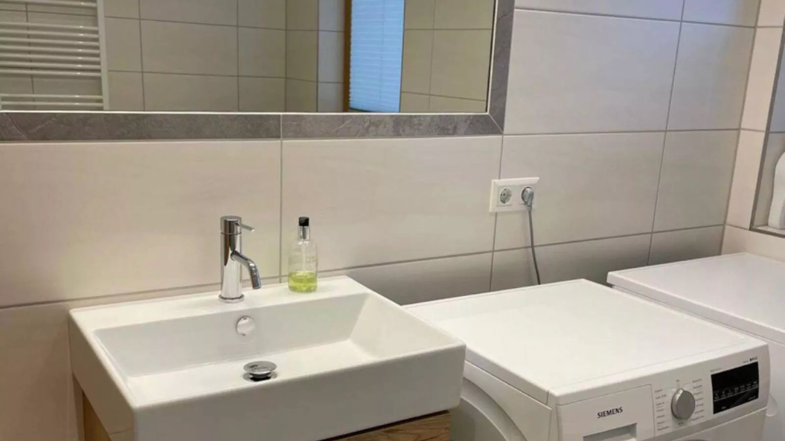 Schiedhof Loft-Bathroom