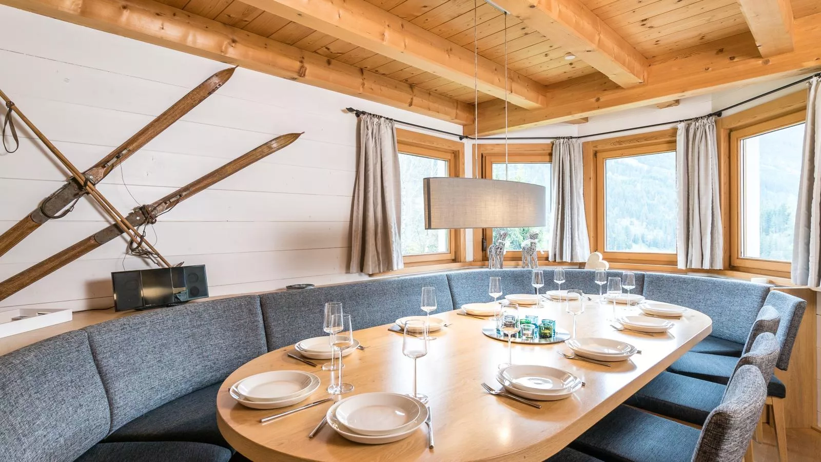 Chalet Huski Viehhofen-Dining room