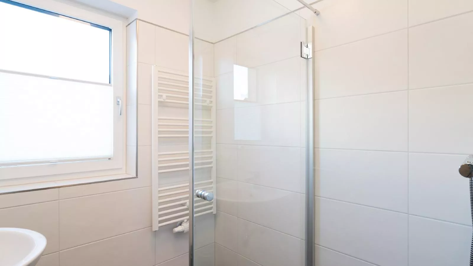 Ferdinand A-Bathroom