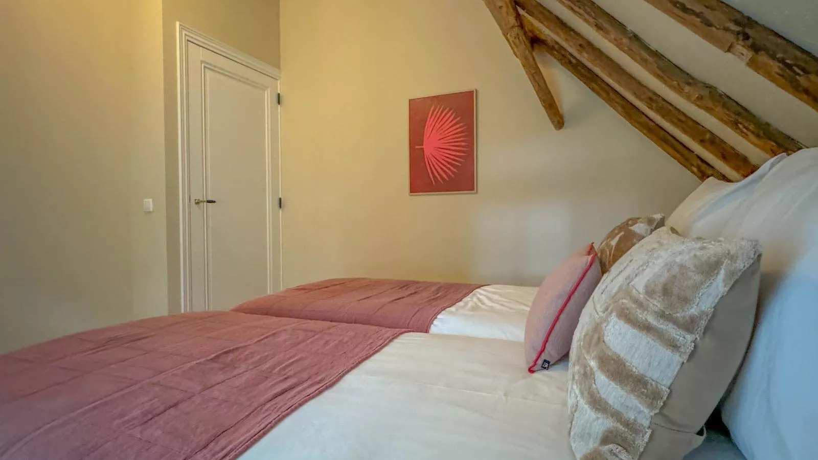 Het Hoevehuys-Bedroom