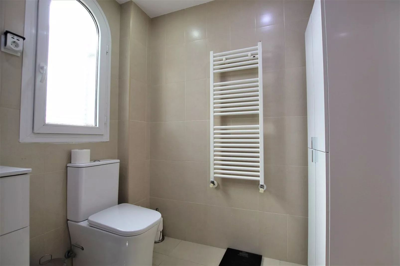 Atico Tommy McDonnell-Bathroom