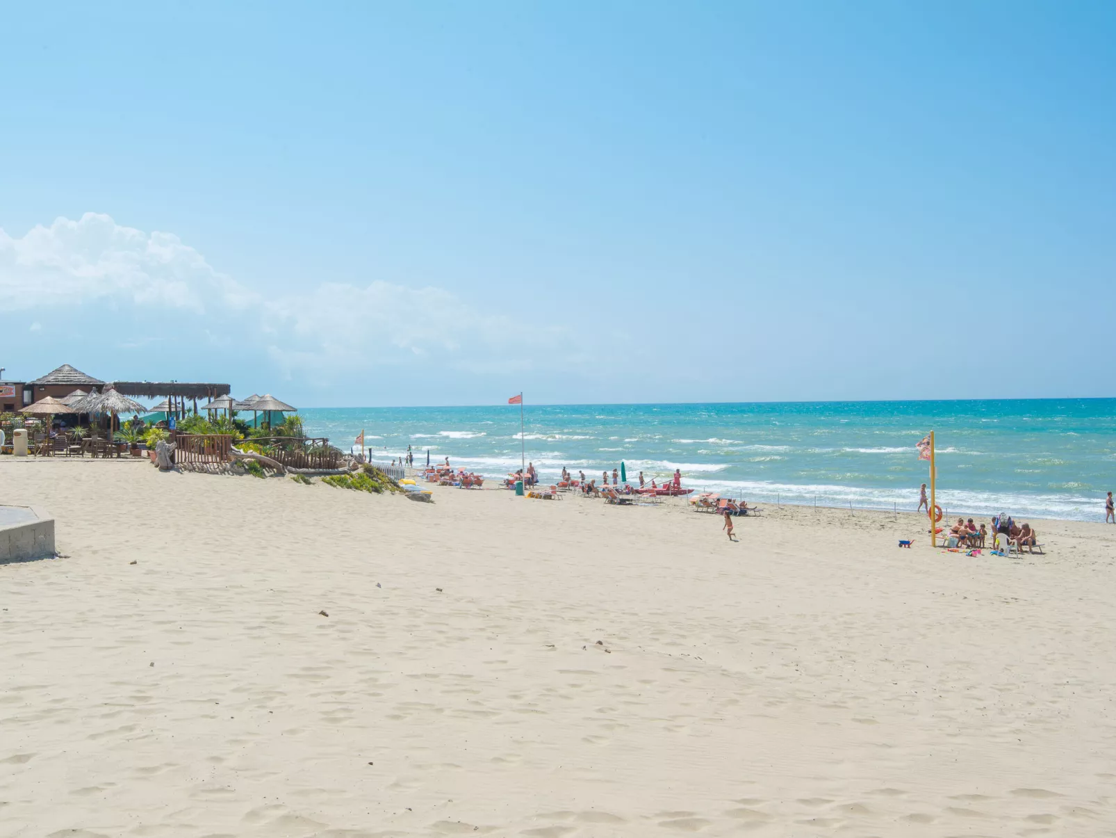 Rome's Beach House 1-Area