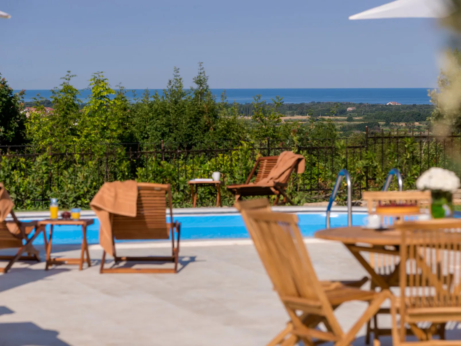 Villa Toscana-Outside
