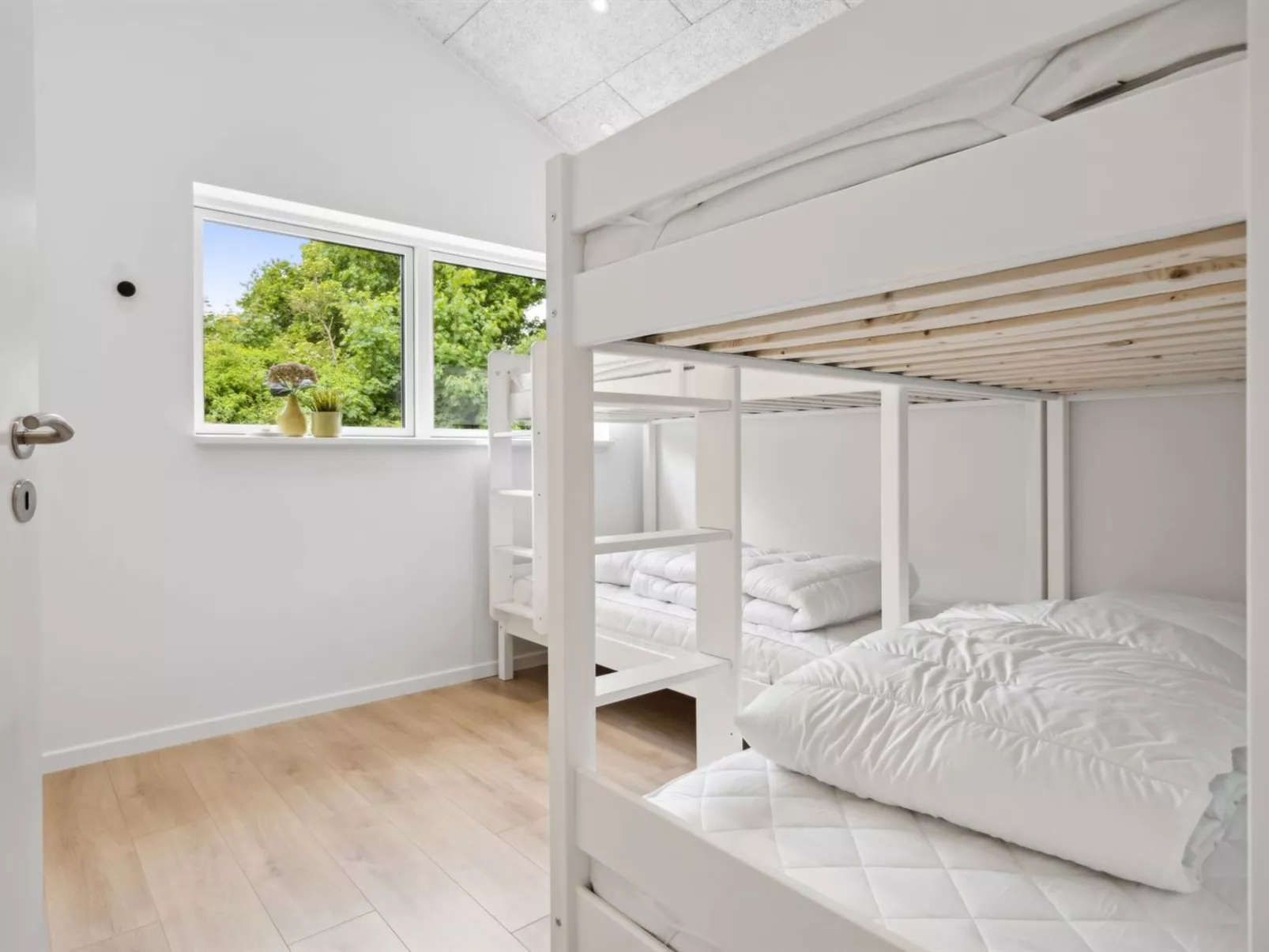 "Norna" - 350m from the sea-Inside