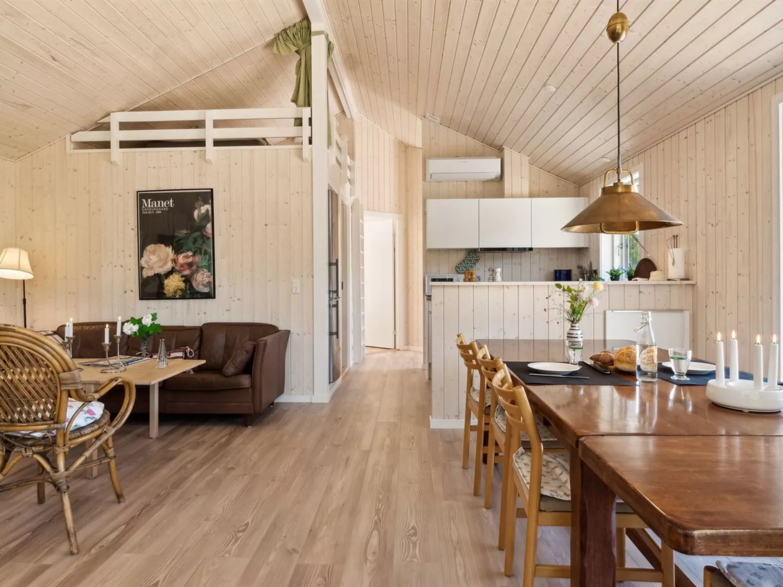 "Vojdan" - 600m from the sea-Inside