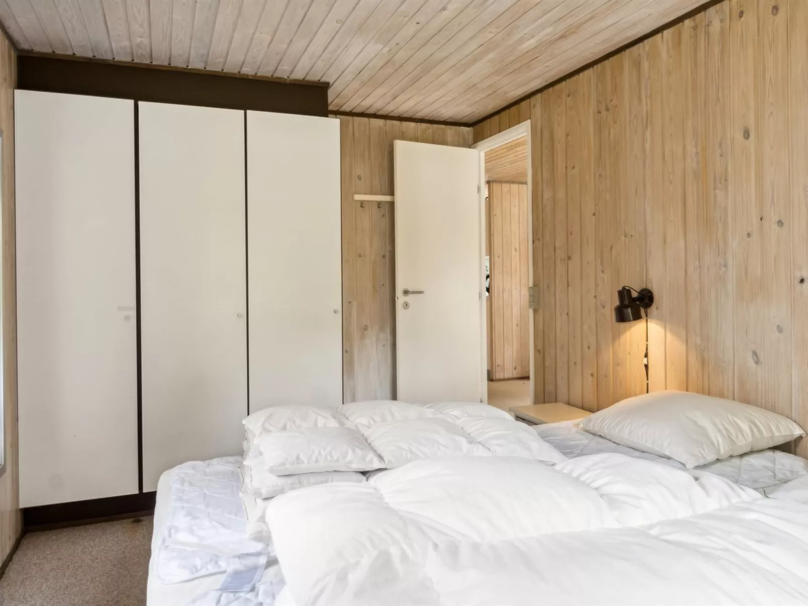"Mirzə" - 250m from the sea-Inside