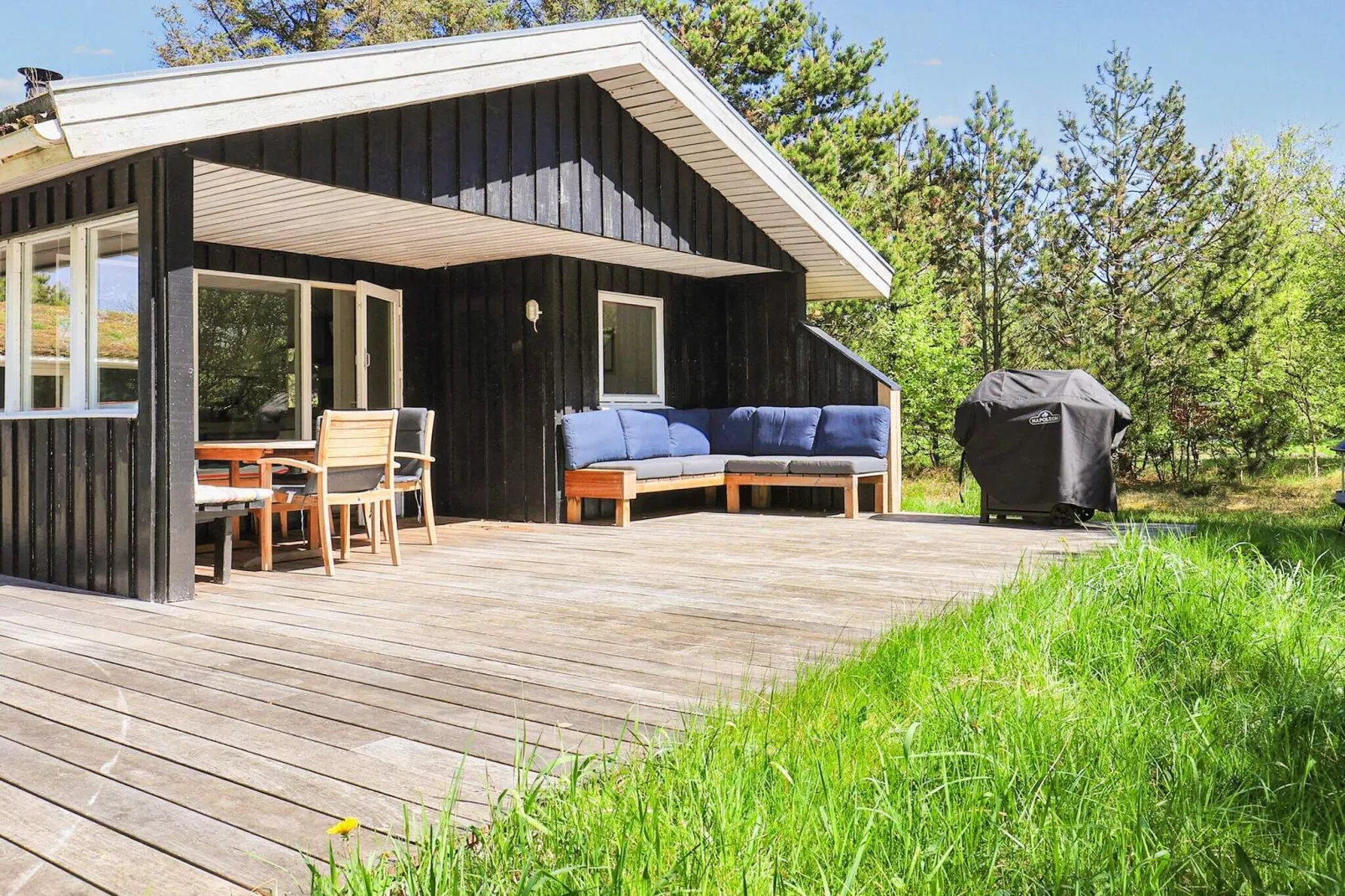 8 person holiday home in Pandrup-By Traum-View