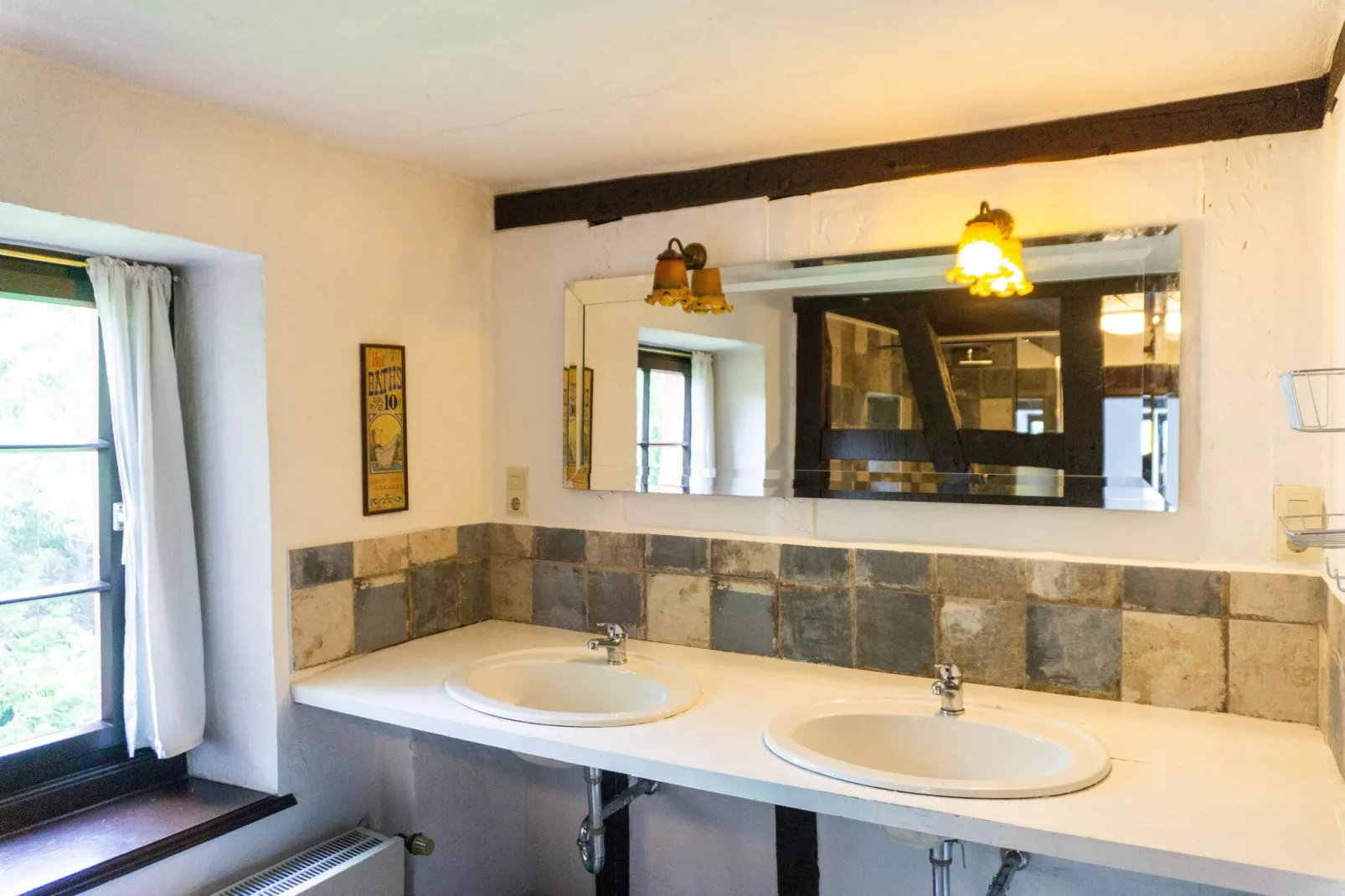 Ferienwohnung Landleben im Pyrmonter Zehnthof-Bathroom