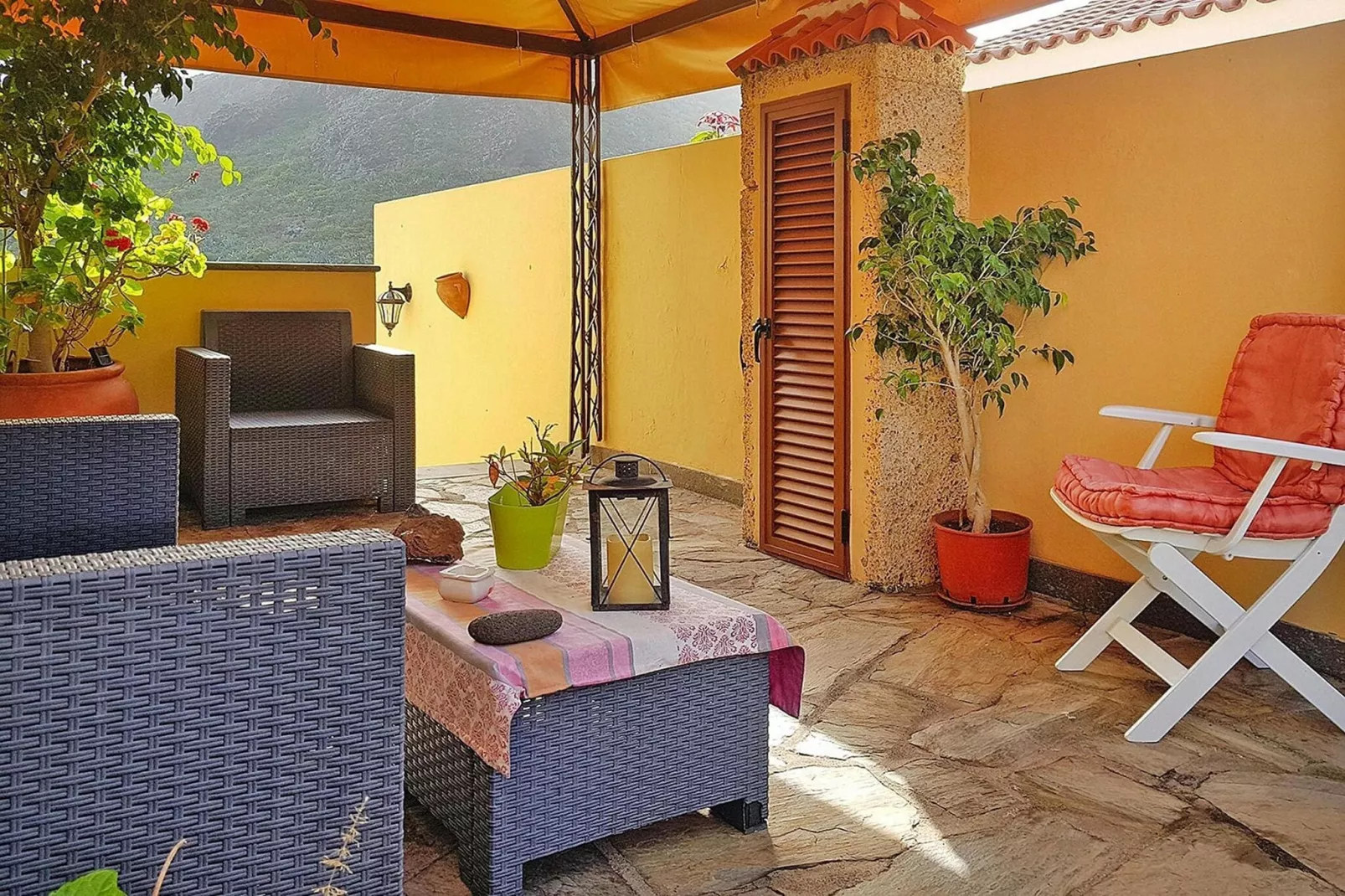 Las Salineras-Terrace balcony