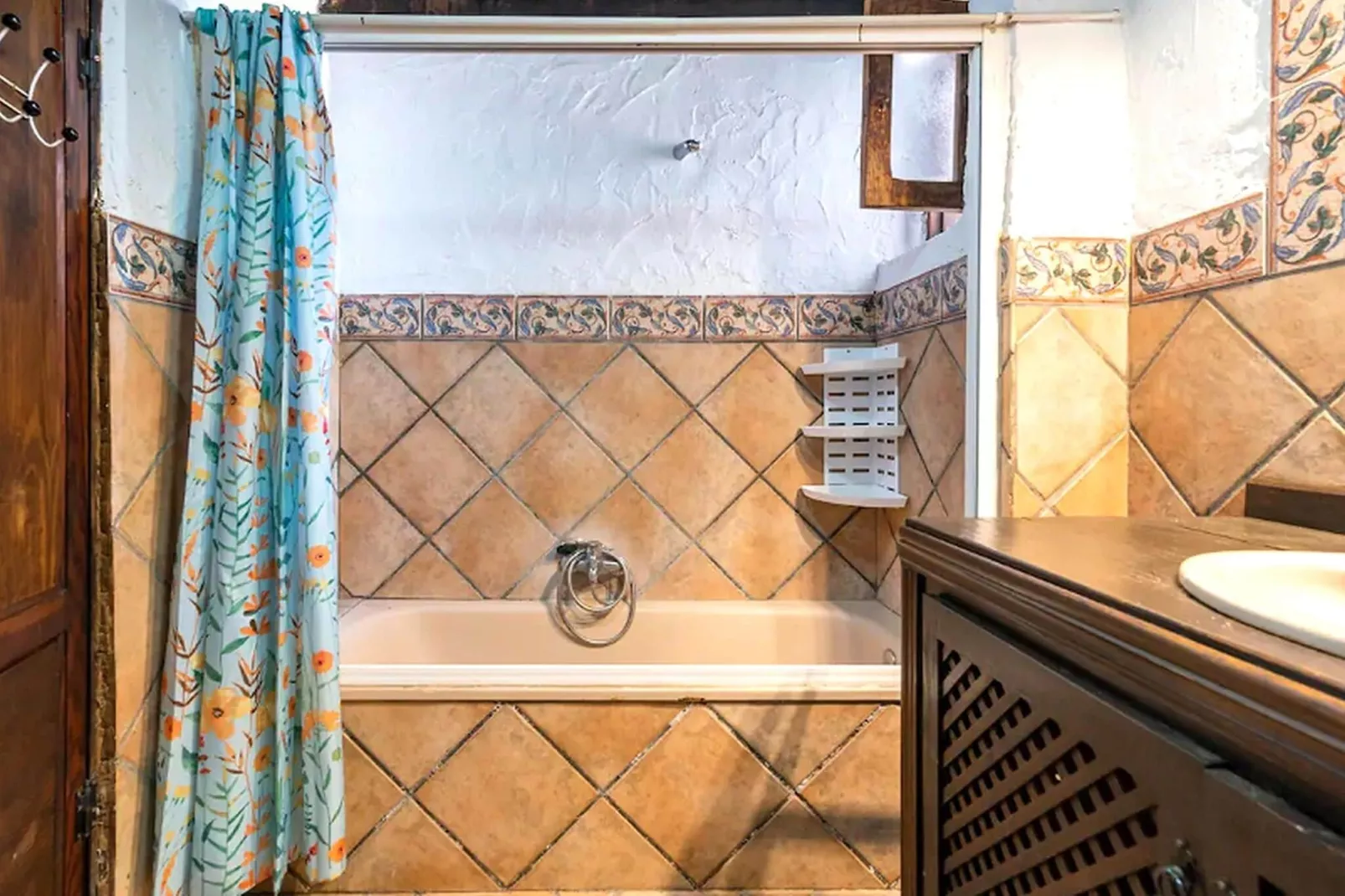 Las Salineras-Bathroom