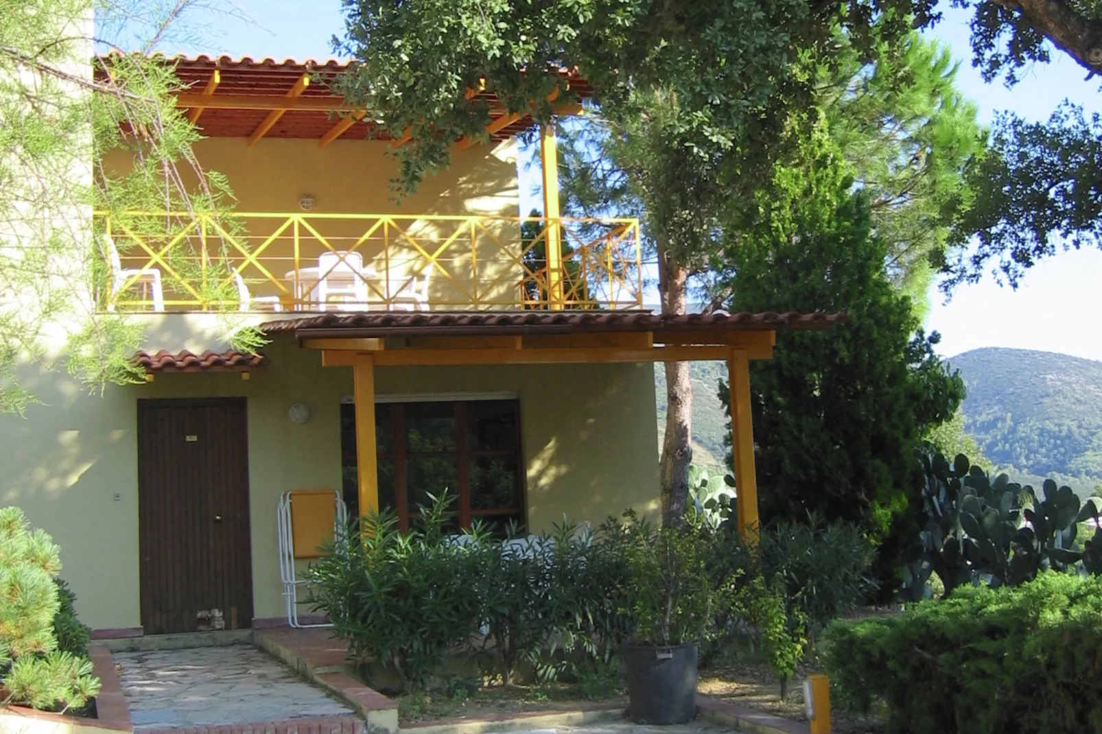 Casa Verde-Exterior summer