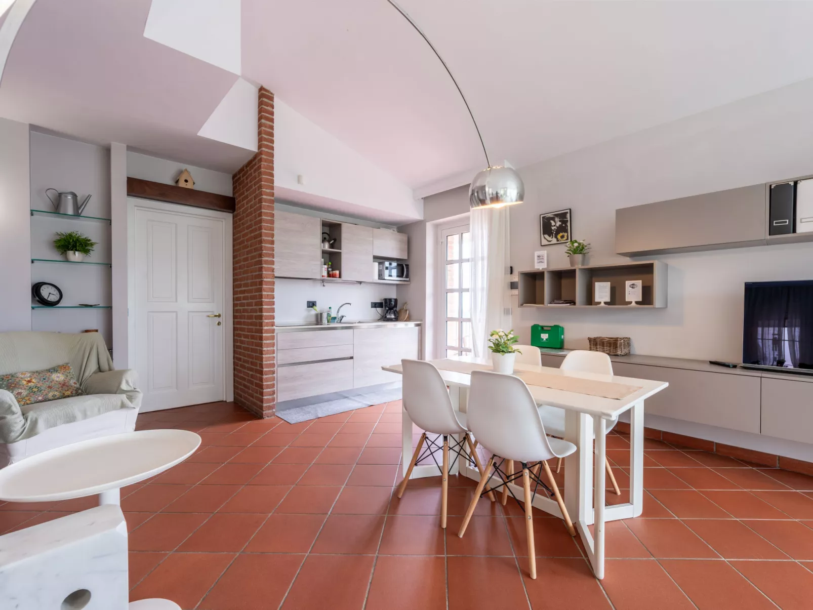 Baroncelli-Inside