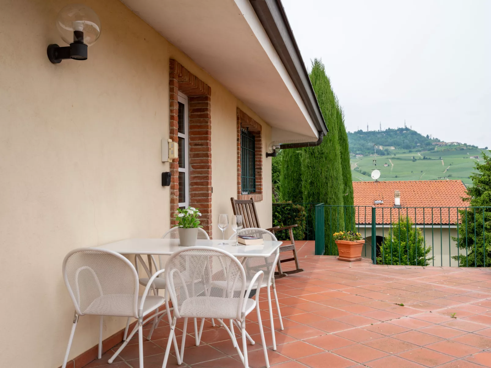 Baroncelli-Outside