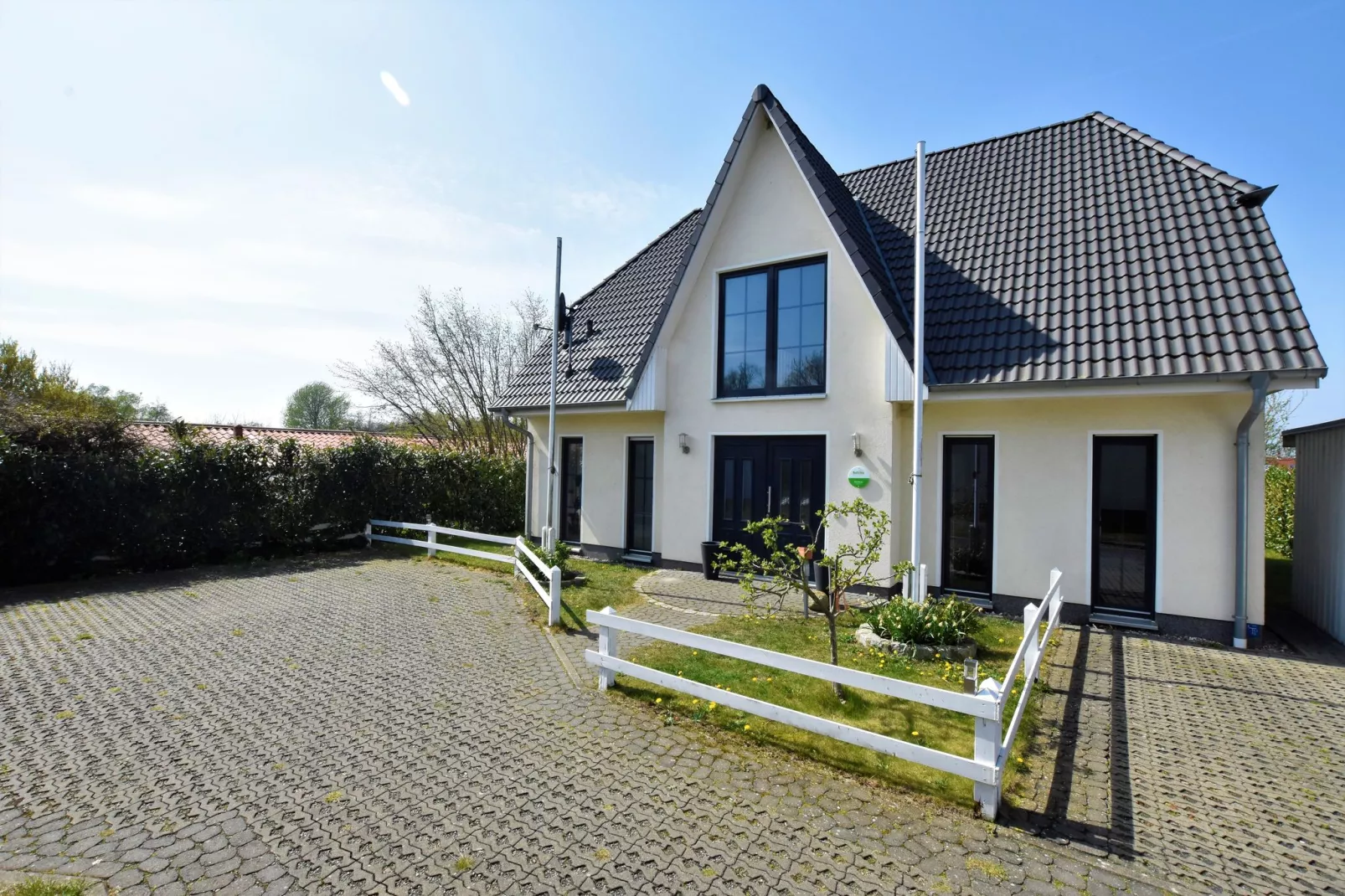 Jojohus - Erdgeschoss mit Terrasse-Exterior summer