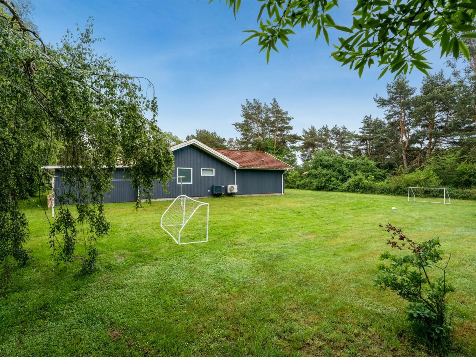 "Sverker" - 300m from the sea-Draußen